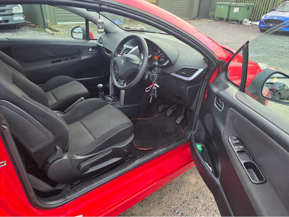 2008 Peugeot 207 CC 1.6 2DR €2,750