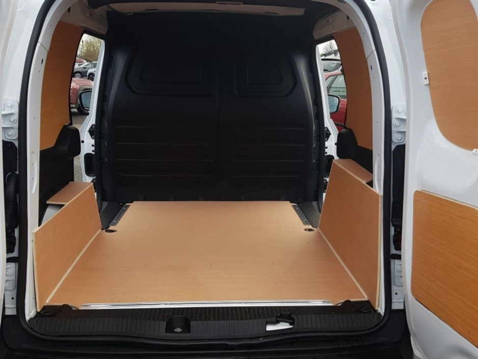 2024 Renault Kangoo 242D23228