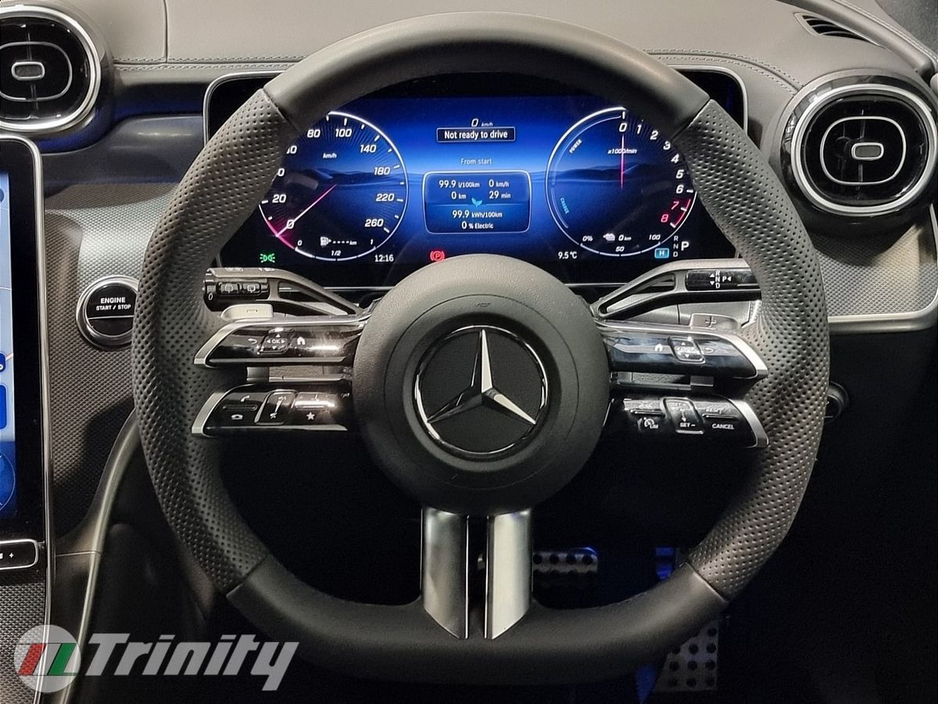 2025 Mercedes-Benz GLC Class - image 19