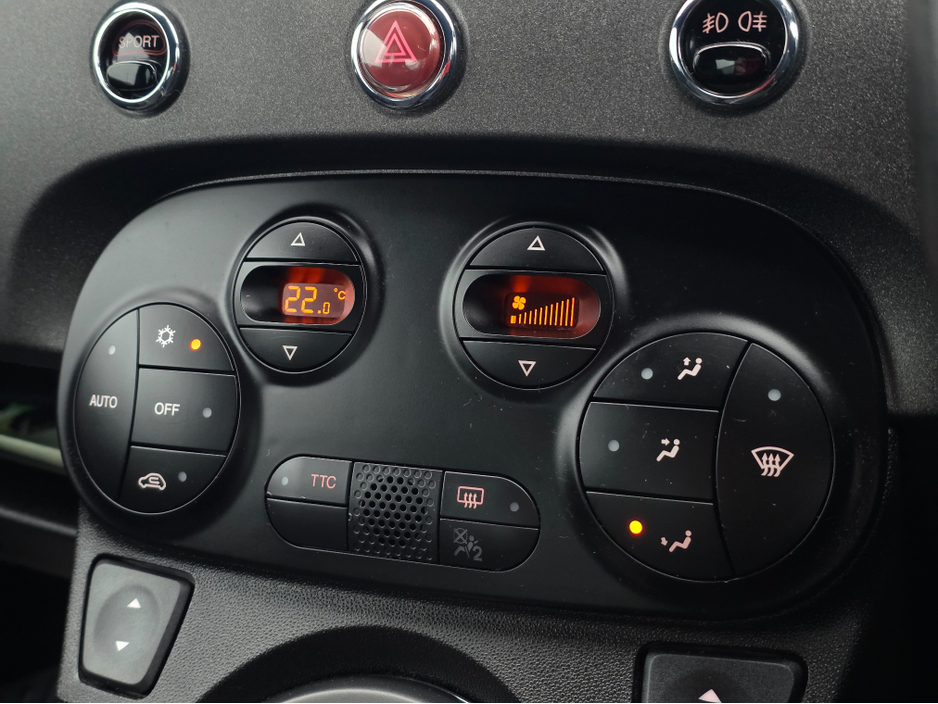 2016 Abarth 595 - image 16