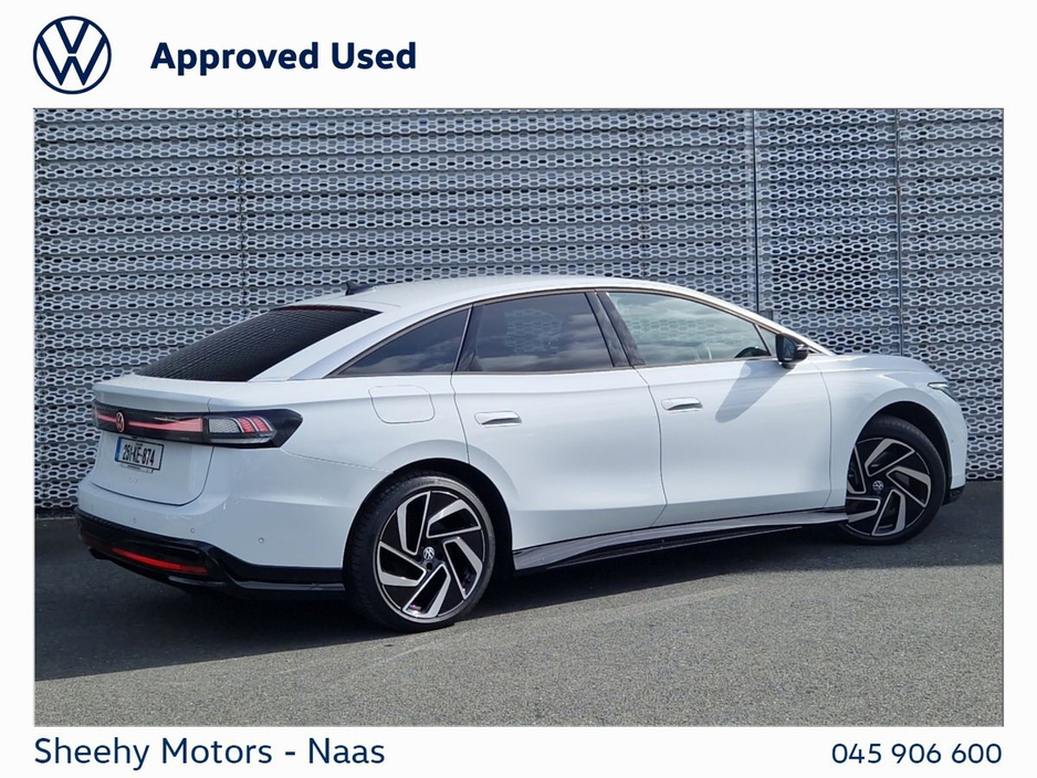 2025 Volkswagen ID.7 - image 3