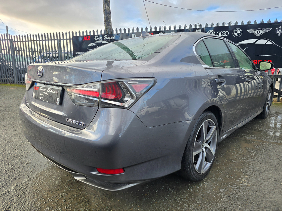 2016 Lexus GS 300 - image 8