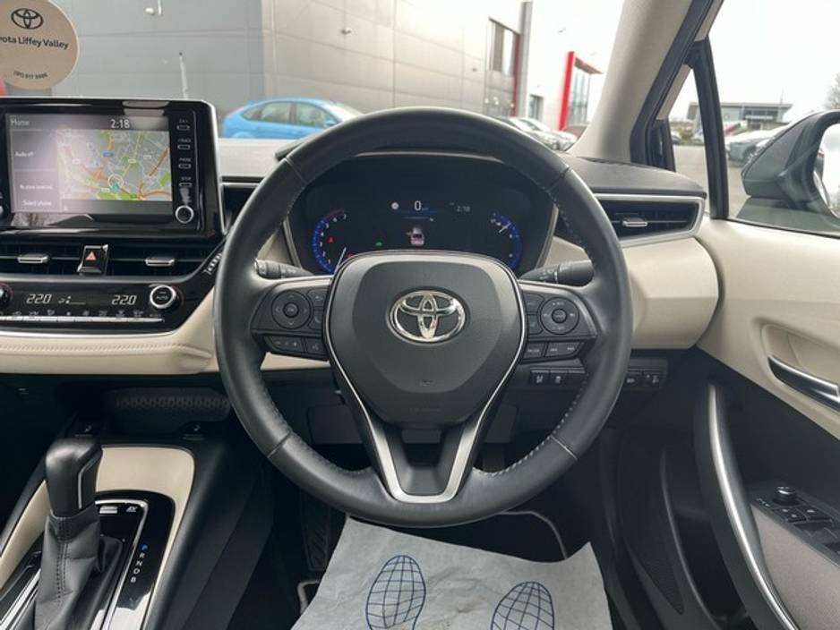 2021 Toyota Corolla - image 9
