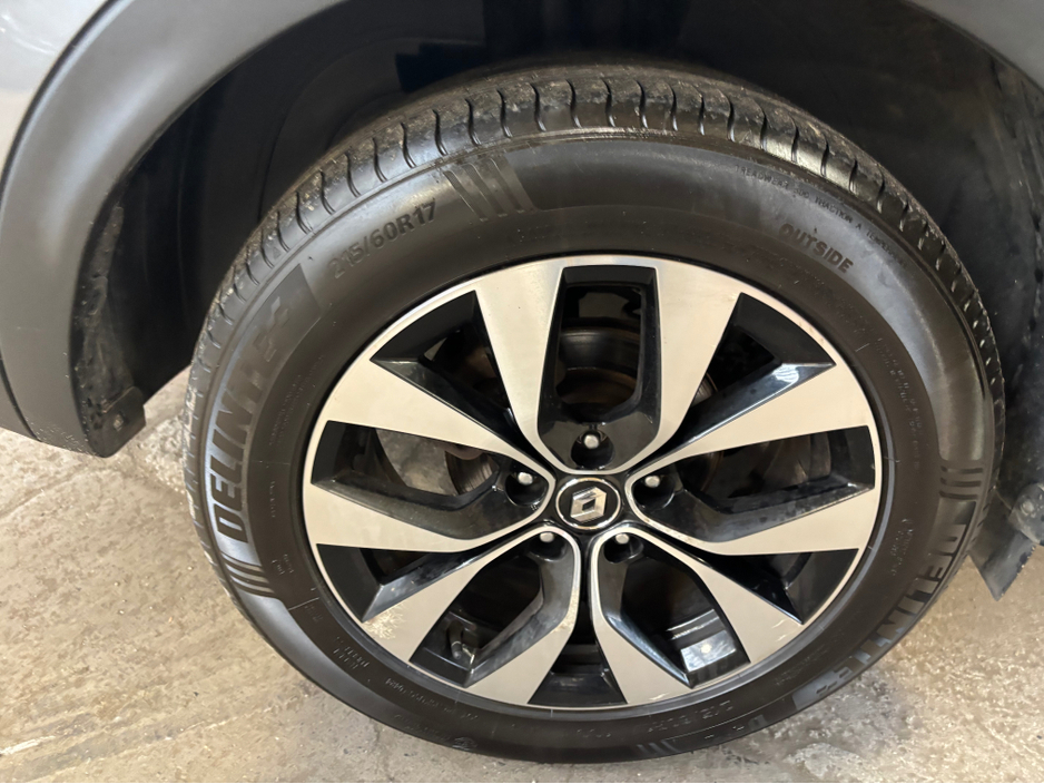 2022 Renault Arkana E-TECH ICONIC HYBRID 14 145 AUTO €19,999