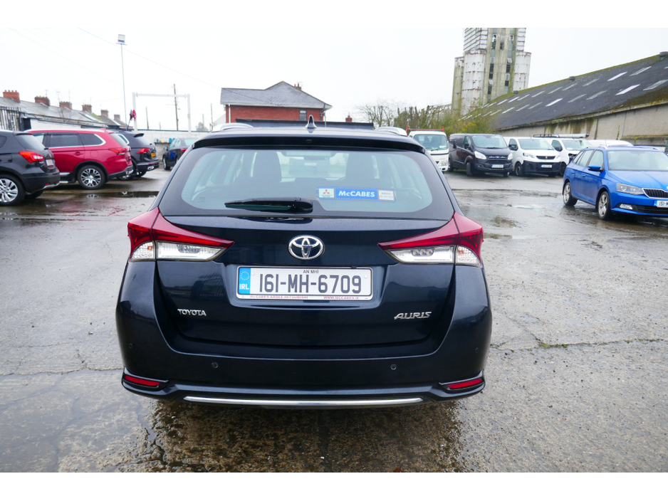 2016 Toyota Auris 1.6 D BUSINESS EDITION 1 110BHP 5DR €12,750