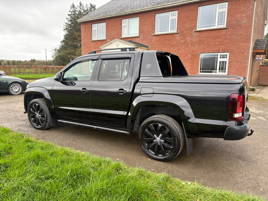 2020 Volkswagen Amarok - image 5