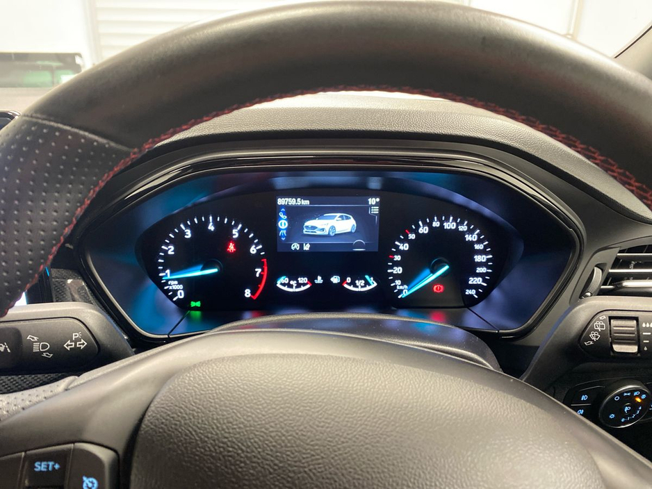 2023 Ford Focus - image 13