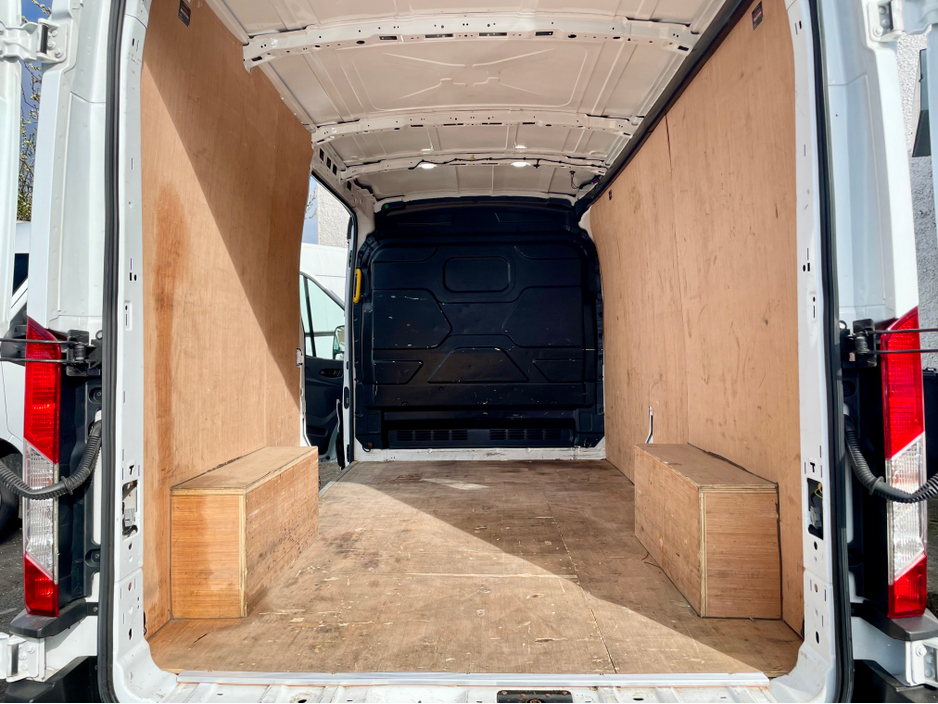 2023 Ford Transit - image 20