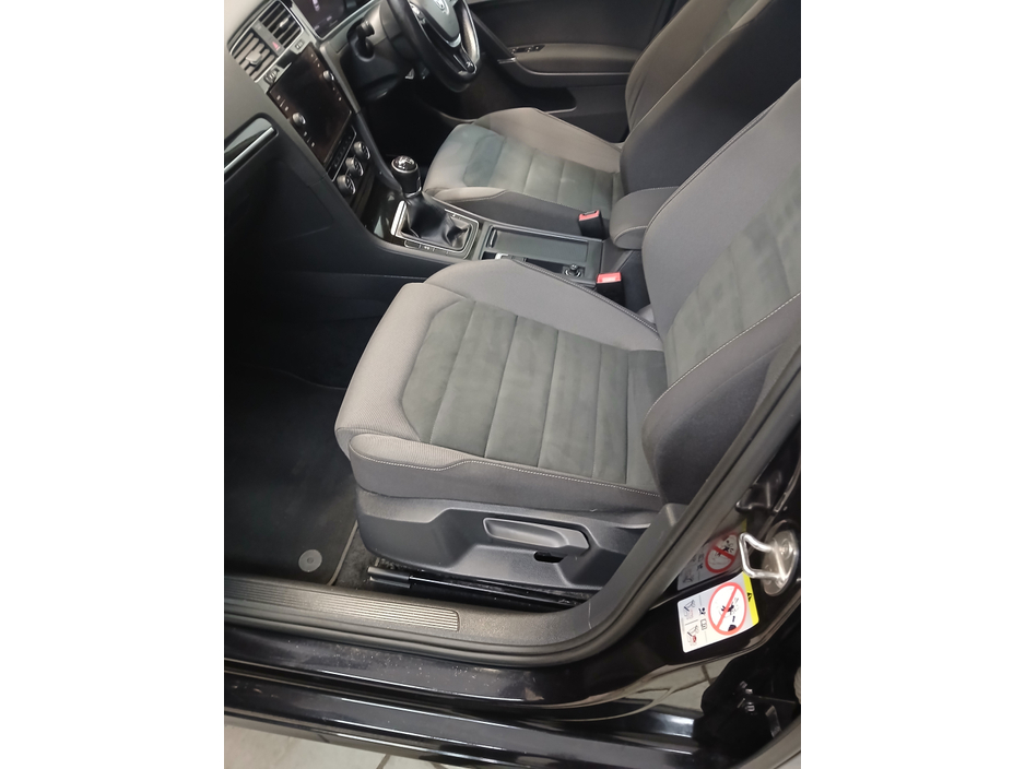 2018 Volkswagen Golf 1.0 TSI HIGHLINE 6 SPEED  5DR 110BHP : FINANCE ARRANGED : €16,950