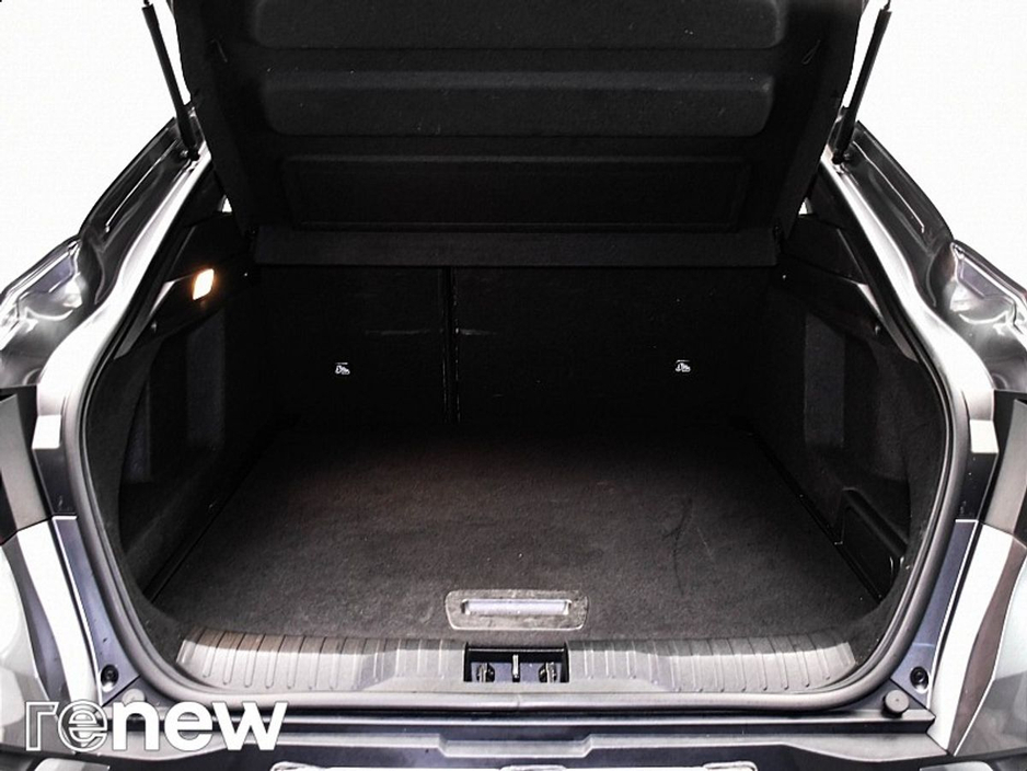 2021 Renault Arkana - image 12