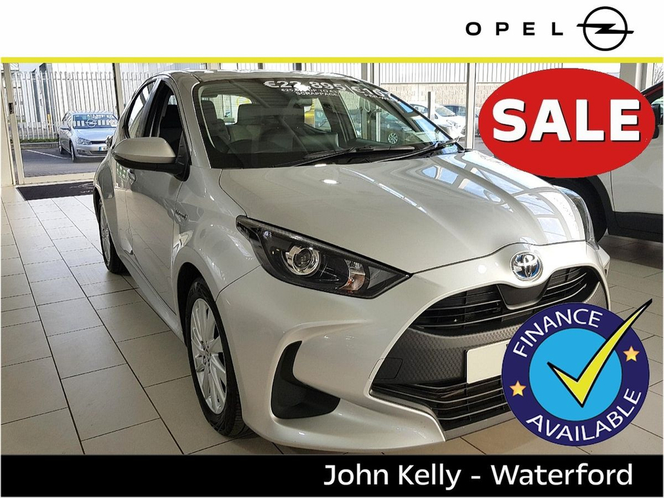 2023 Toyota Yaris HYBRID 1.5 ICON HEV CVT €19,995