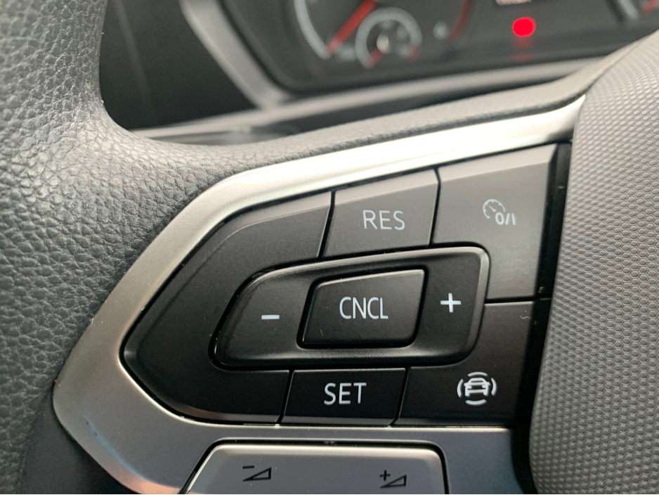 2022 Volkswagen Caddy CARGO BUS TDI 102HP MANUAL 6SPEED FWD 5DR €16,950