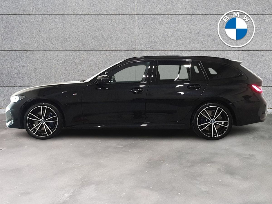 2024 BMW 3 Series - image 3
