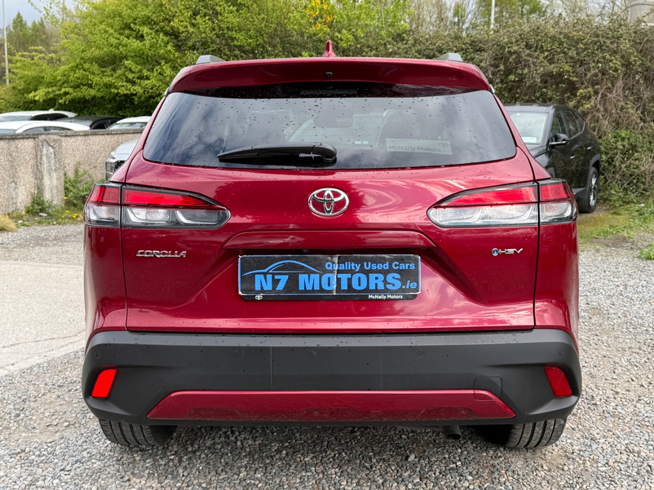 2025 Toyota Corolla Cross - image 4