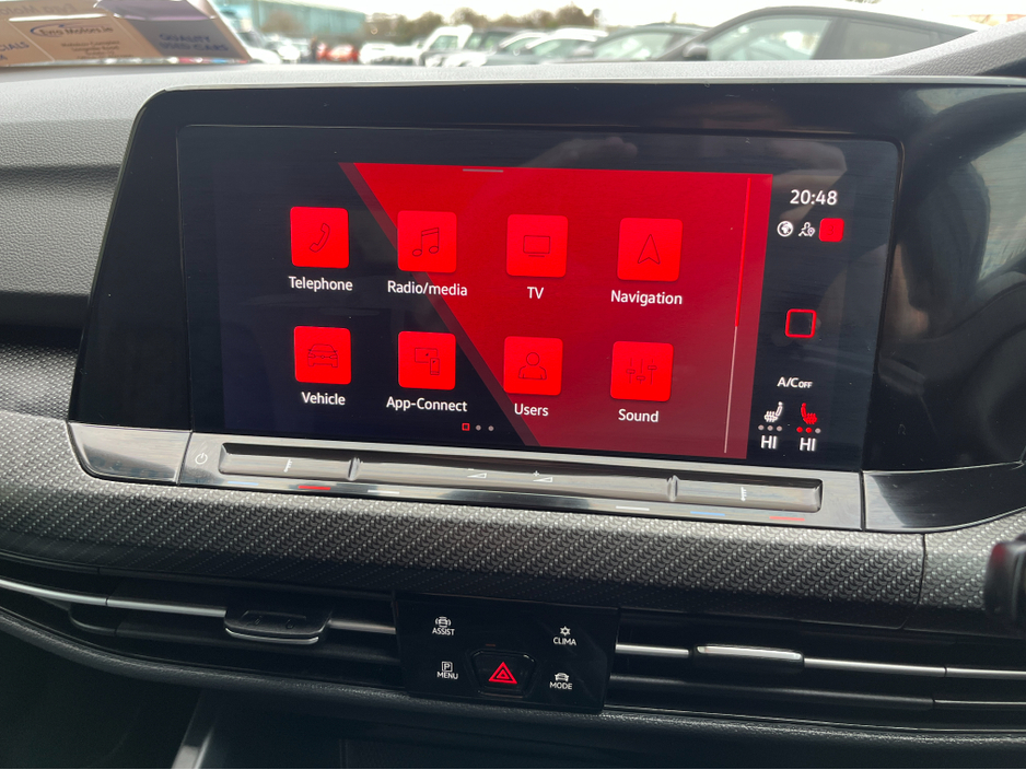 2022 Volkswagen Golf R-LINE ETSI ESTATE 1.5 PETROL //HIGH SPEC//HEAD UP DISPLAY//HALF LEATHER HEATED SEATS//HEATED STEERING WHEEL//REVERSE CAMERA//KEYLESS ENTRY// €27,950