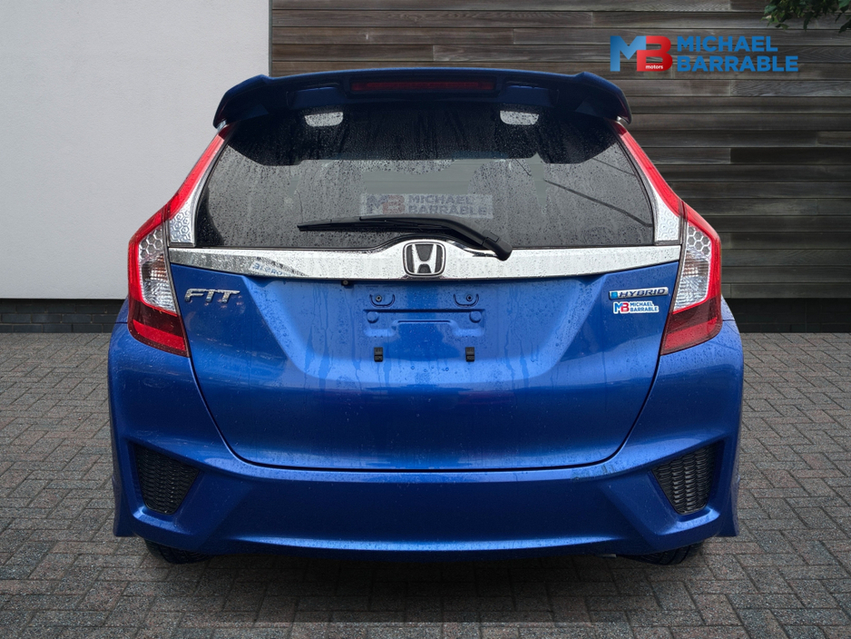 2015 Honda Fit 1.5L Petrol Hybrid Automatic €11,950