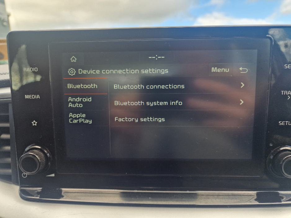 2020 Kia XCeed - image 13