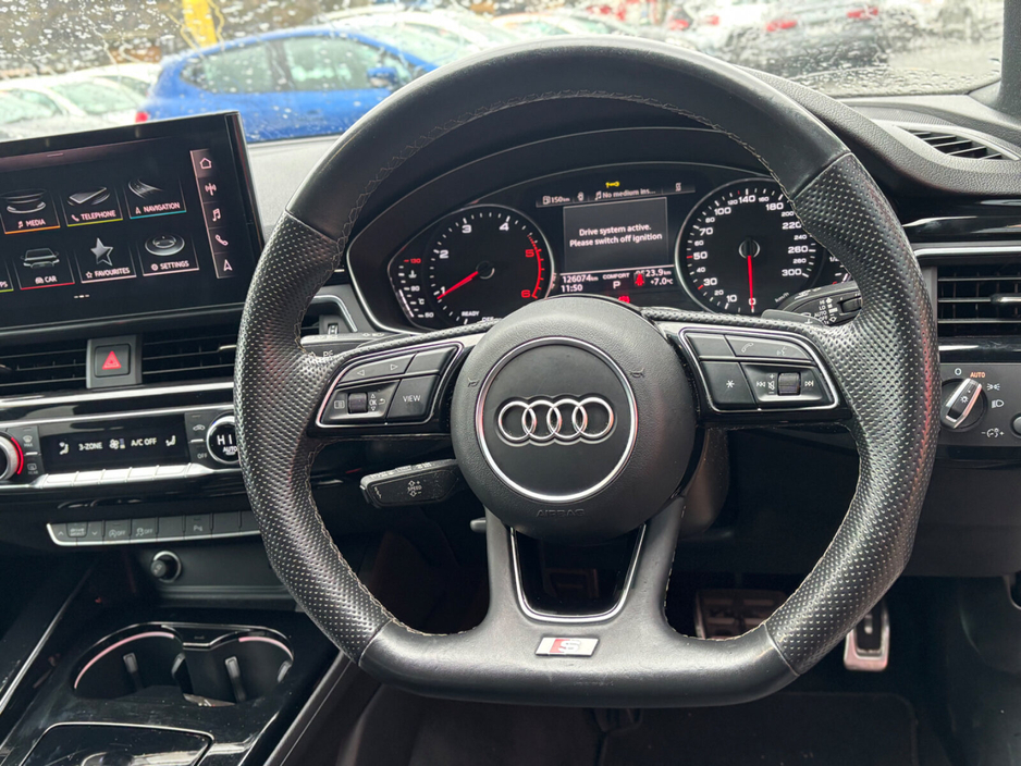 2022 Audi A4 35 TDI 163HP S Tronic S line €33,950