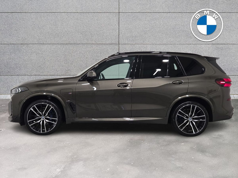 2026 BMW X5 xDrive50e M Sport
