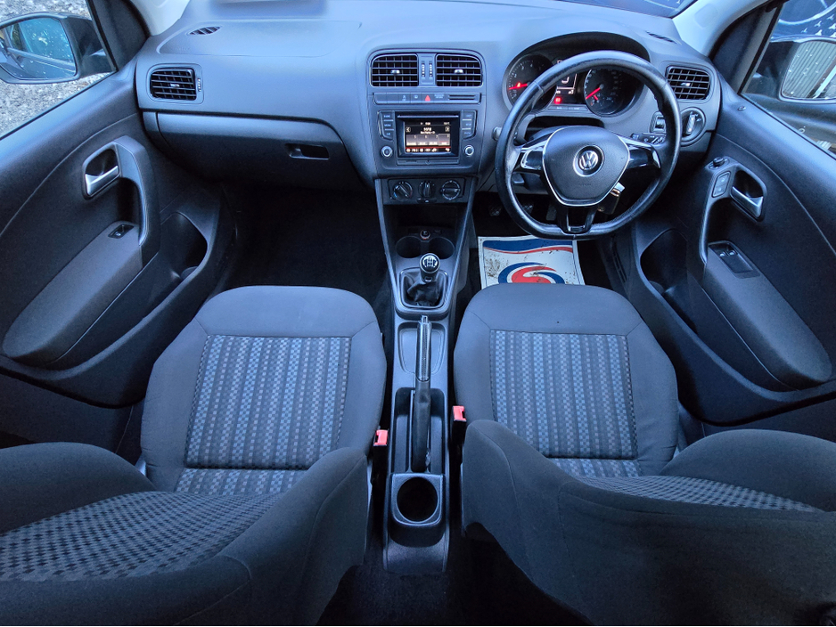 2015 Volkswagen Polo TRENDLINE 1.0 60HP MANUAL 5SPEED 5DR €10,950