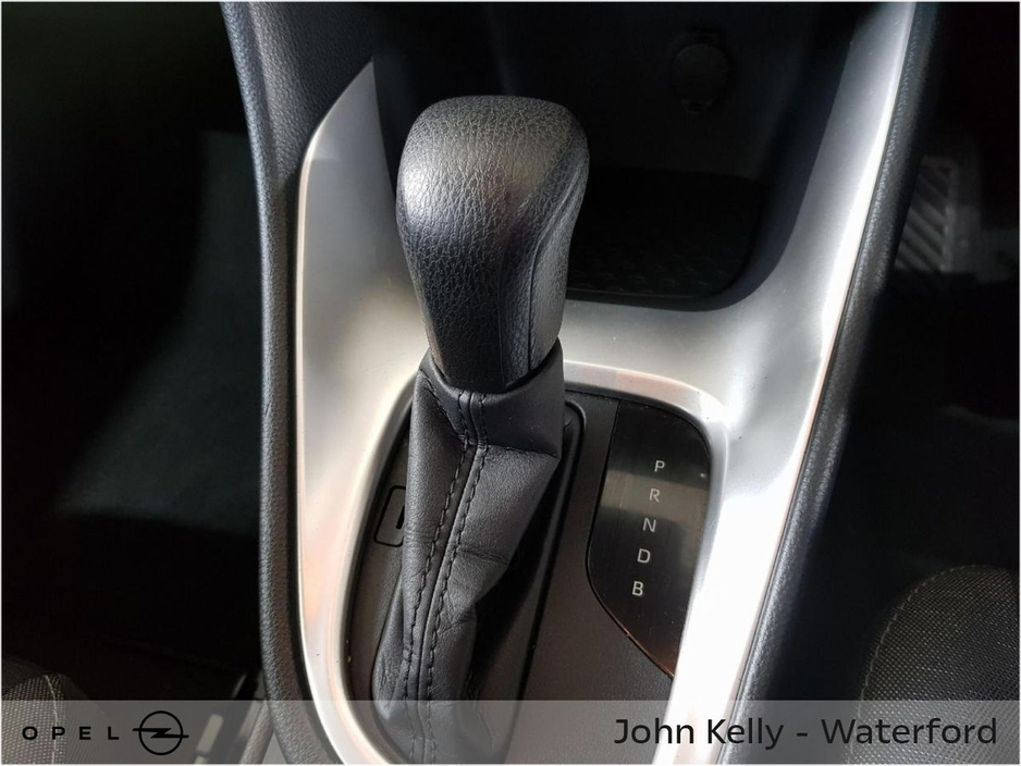 2023 Toyota Yaris HYBRID 1.5 ICON HEV CVT €19,995