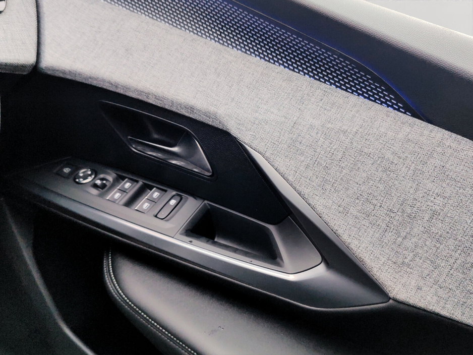 2025 Peugeot 5008 - image 6