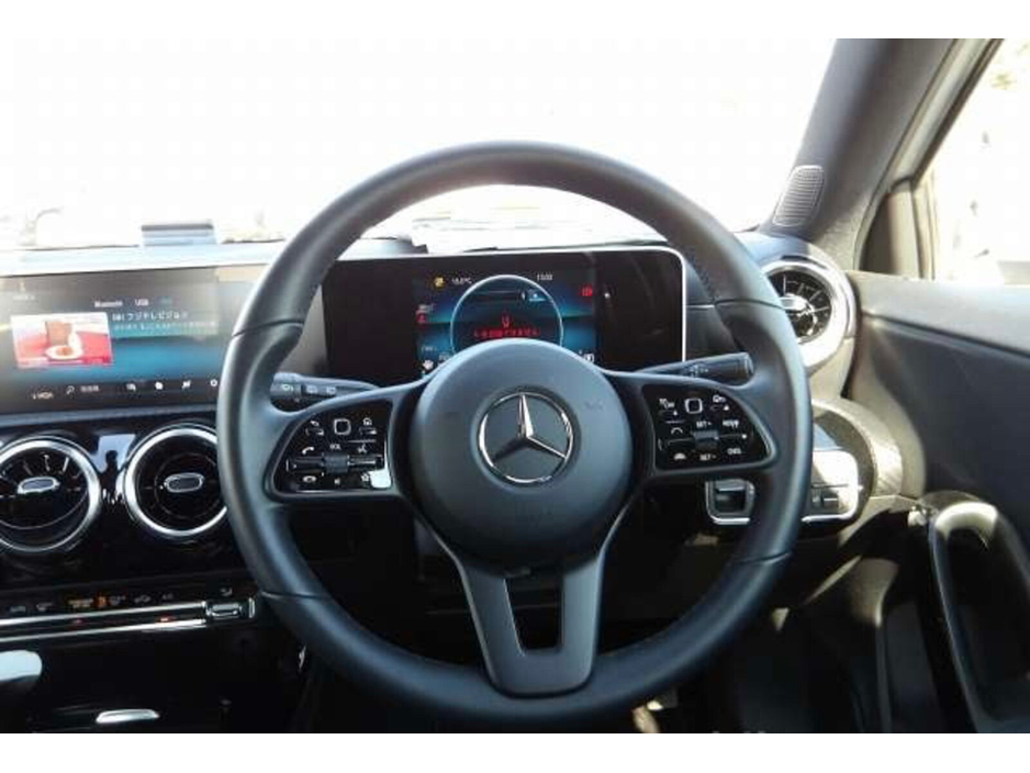 2021 Mercedes-Benz A Class - image 13