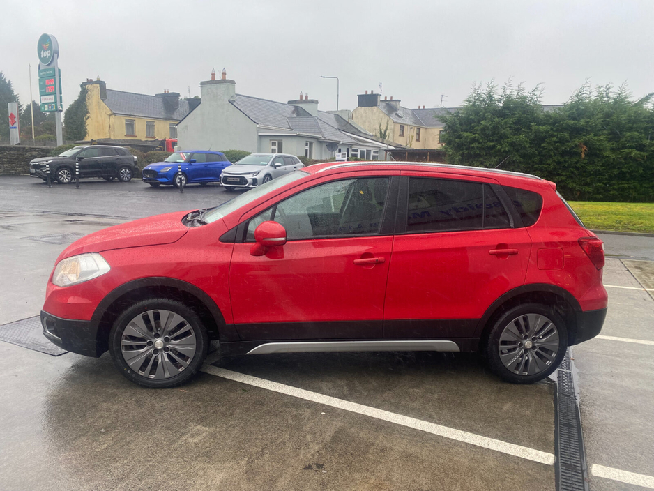 2015 Suzuki SX4 S-Cross - image 5