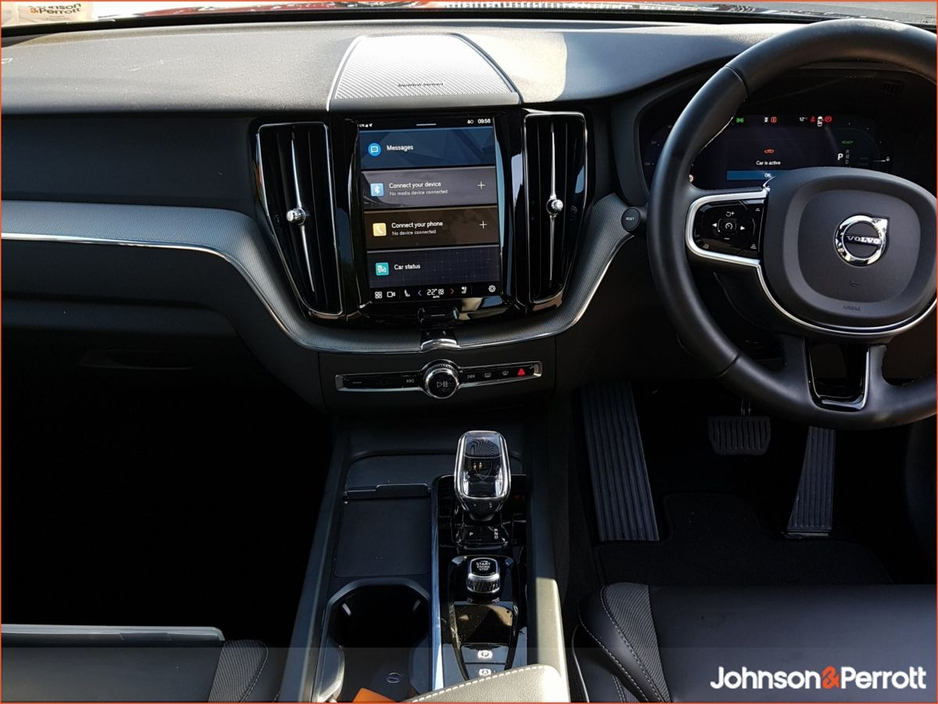 2025 Volvo XC60 T6 350bhp AWD PHEV Plus Black Edition (Lighting Pack / Panoramic Sunroof / 360 Camera) €68,900