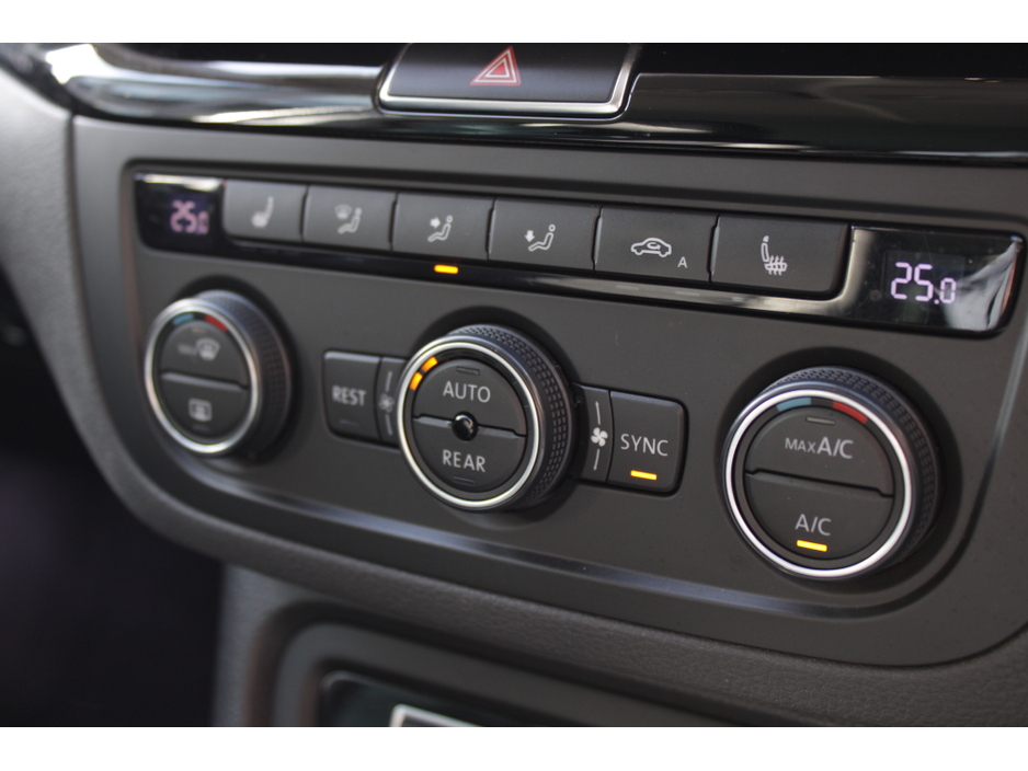 2019 Volkswagen Sharan - image 15