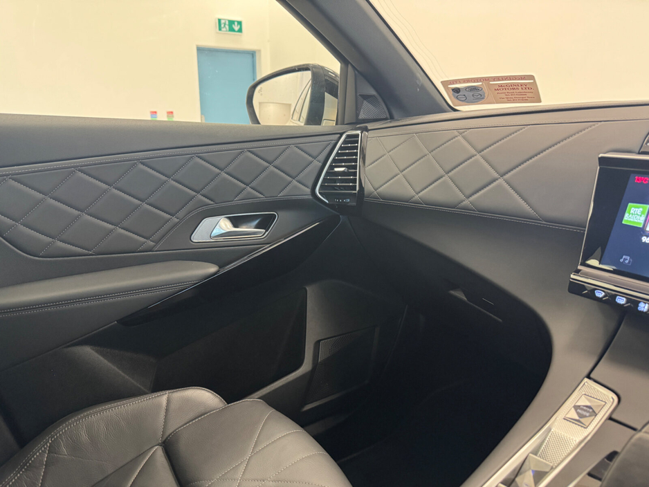 2023 DS Automobiles DS 7 - image 10