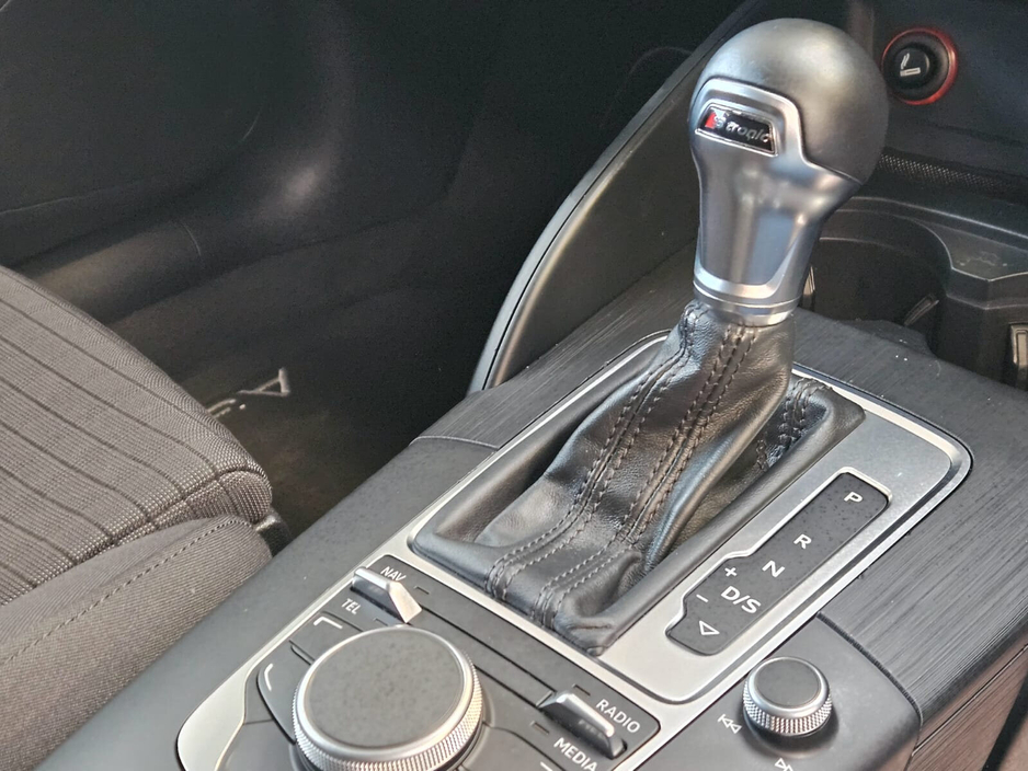 2016 Audi A3 - image 14