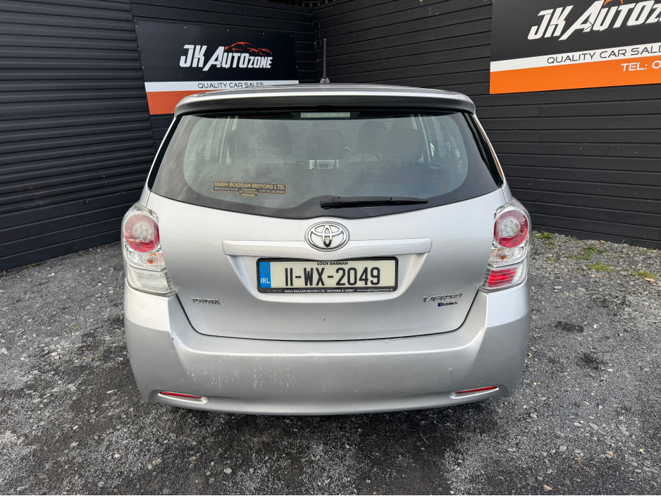 2011 Toyota Corolla Verso 2.0 D-4D LUNA 7 SEATER €5,495