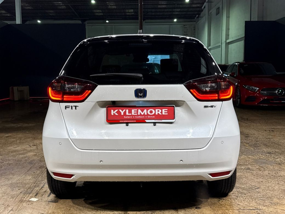 2022 Honda Fit - image 4