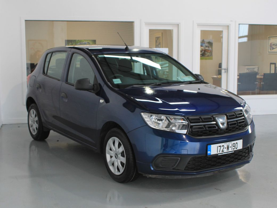 2017 Dacia Sandero - image 3