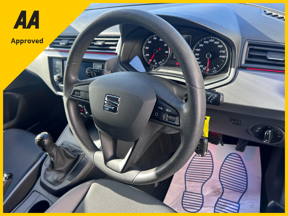 2020 SEAT Ibiza - image 13