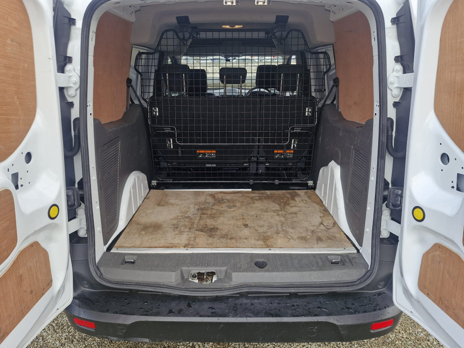 2022 Ford Transit Connect - image 21