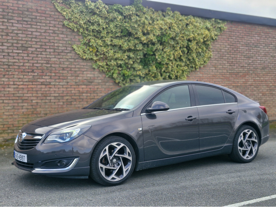 2016 Vauxhall Insignia - image 3