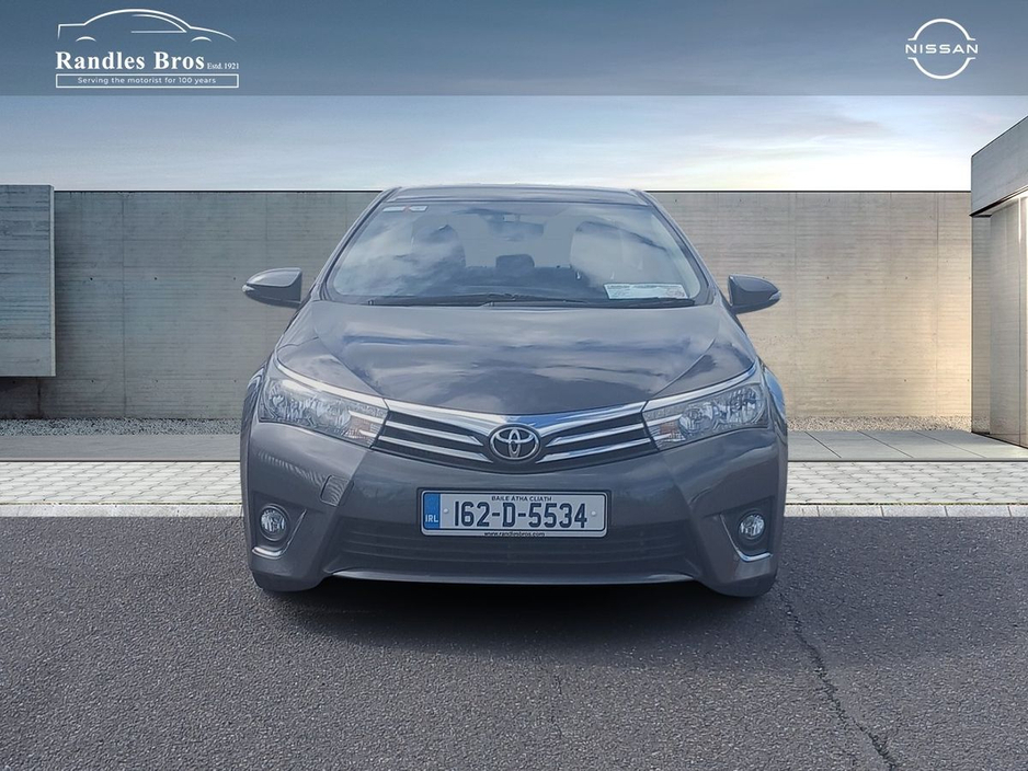 2016 Toyota Corolla - image 4