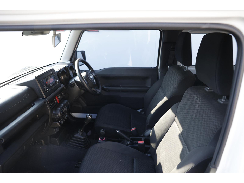 2023 Suzuki Jimny - image 8