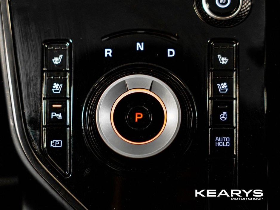 2023 Kia Niro - image 29