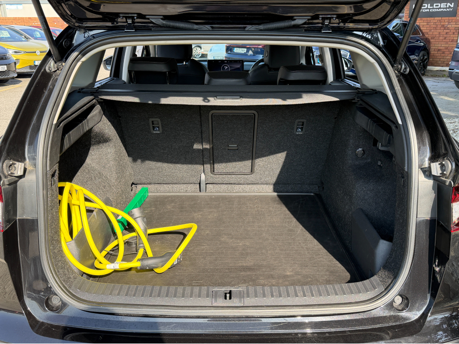 2023 Skoda Enyaq - image 23