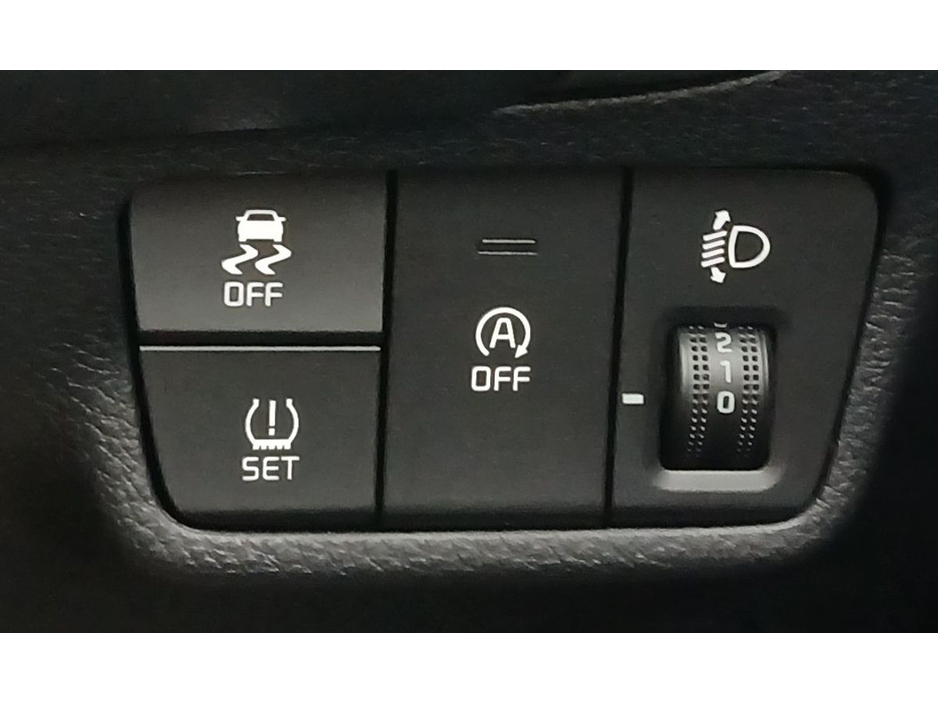 2026 Kia Stonic - image 11