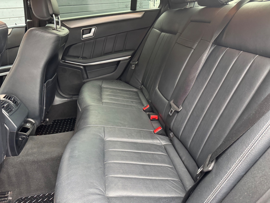 2014 Mercedes-Benz E Class - image 12