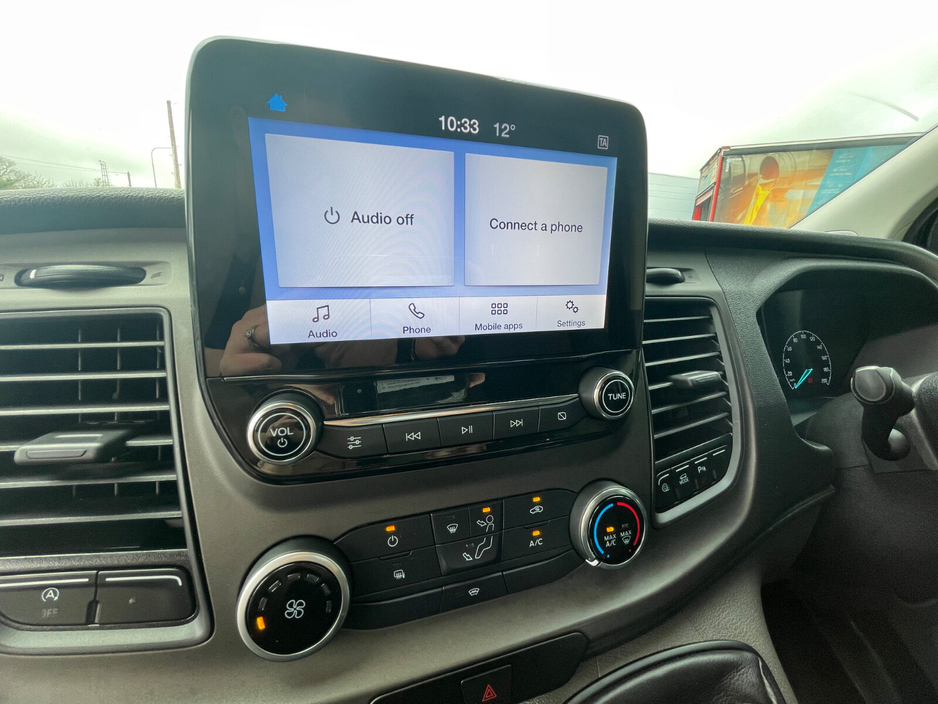 2023 Ford Transit Custom - image 13