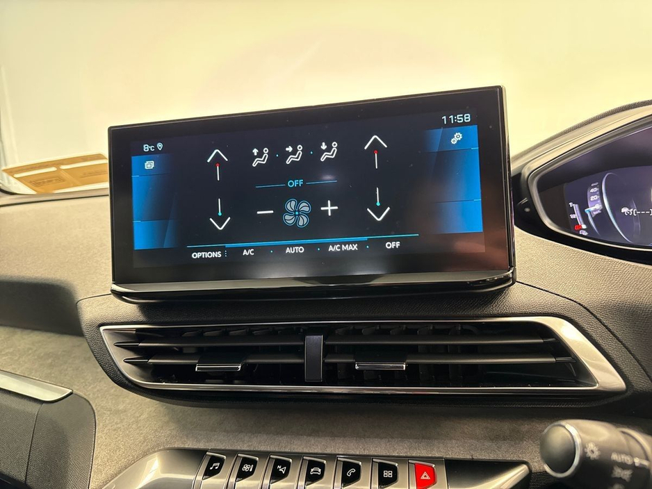 2024 Peugeot 5008 - image 20