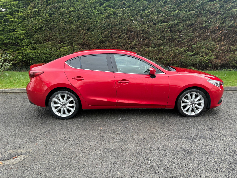 2015 Mazda Mazda3 150PS PLATINUM 4DR €5,995