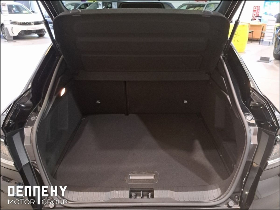 2025 Renault Arkana - image 14