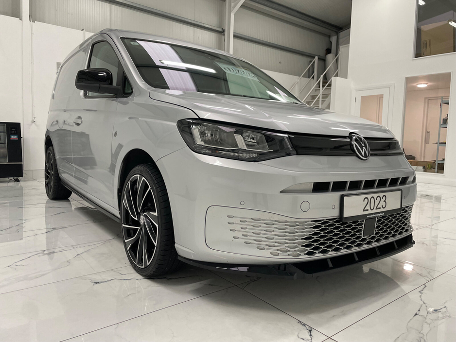 2023 Volkswagen Caddy  €19,995