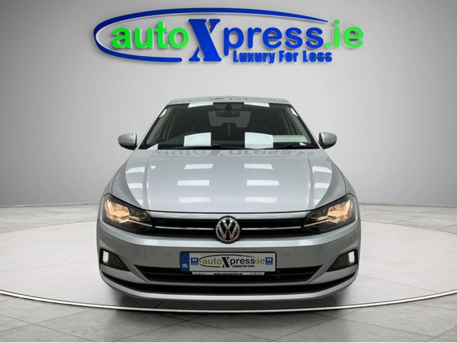 2018 Volkswagen Polo 1.0 TSI Automatic, Reversing camera, LOW MILES €16,895